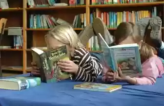 bambini lettura alle befane