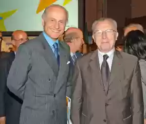 Guido Girelli con Jacques Delors