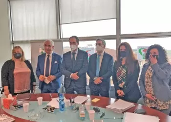 Marzio Pecci (secondo da sinistra) al suo fianco Alessandro Amadei