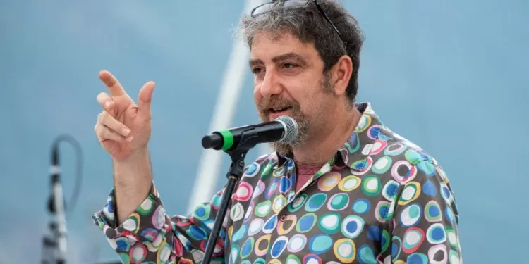 emiliano visconti presenta no war!