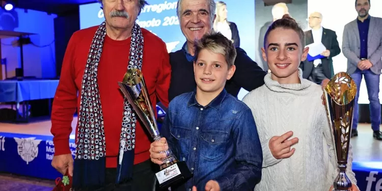 Paolo Simoncelli, Dulio Damiani ed i due premiati (Foto Marzio Bondi)