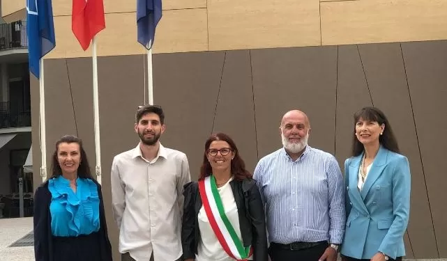 Da sinistra: Roberta Fabbri, Matteo Sanchioni, la Sindaca Marila Girolomoni, Roberto Reggiani e Rossana Biagioni