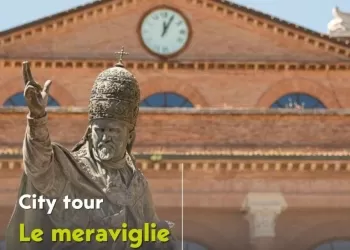 Piazza Cavour, la statua di papa Paolo V