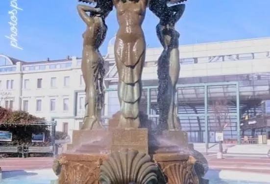 Fontana delle Sirene