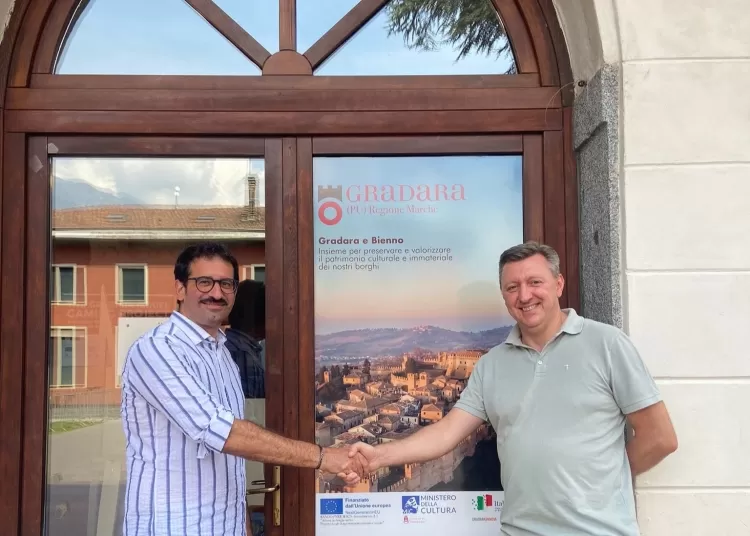 Il sindaco di Gradara Gasperi e il sindaco di Bienno Bettoni
