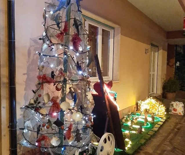 L'albero di Lele Montanari