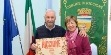 Luciano Luzzi con la sindaca Daniela Angelini