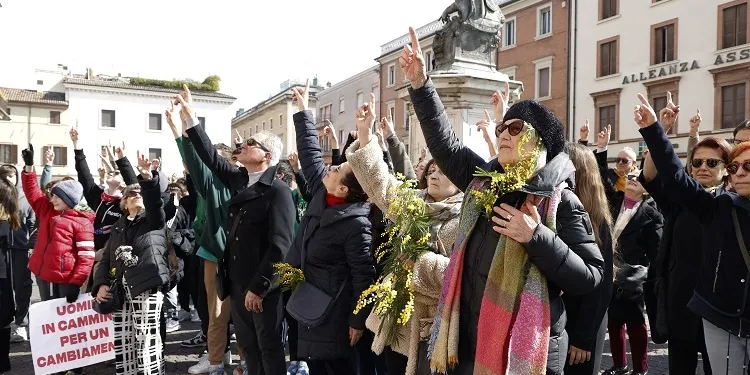 RIMINI 08-03-2025 camminata degli uomini contro la violenza sulle donne ©Claudio Zamagni/