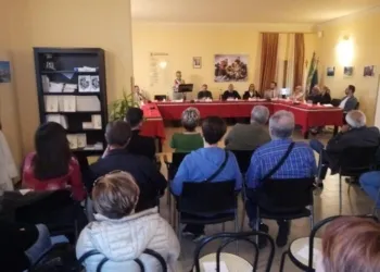 Alla vigilia del 25 aprile, il Comune di San Clemente, in provincia di Rimini, ha revocato la cittadinanza onoraria a Benito Mussolini e l'ha conferita a Giacomo Matteotti. La decisione è arrivata nel tardo pomeriggio, approvata all'unanimità dal consiglio comunale. ANSA/Anpi Rimini + UFFICIO STAMPA, PRESS OFFICE, HANDOUT PHOTO, NO SALES, EDITORIAL USE ONLY + NPK