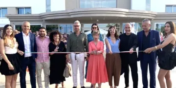 Il sindaco Daniela Angelini al taglio del nastro