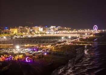Rimini di notte
