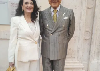 Rossella Marcantoni e l’ambasciatore Giorgio Girelli dinanzi al Senato