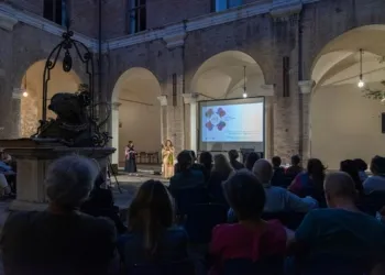 Biblioteca Gambalunga, il cortile