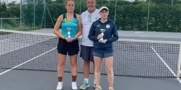 Premiazione Under 14 femminile al Queen's