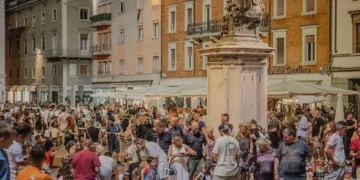 Rimini, piazza Cavour