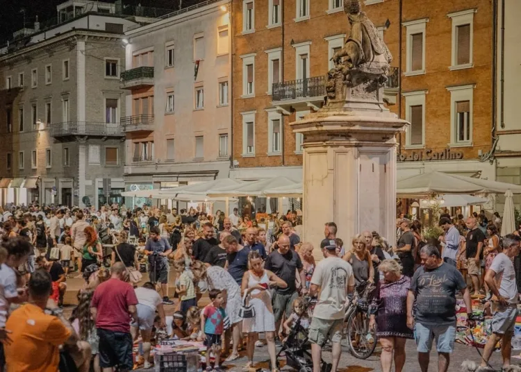 Rimini, piazza Cavour