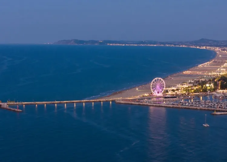 Rimini col suo golfo: albe e tramonti di una bellezza mozzafiato
