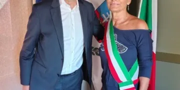 Maurizio Saggion con il sindaco Mirna Cecchini