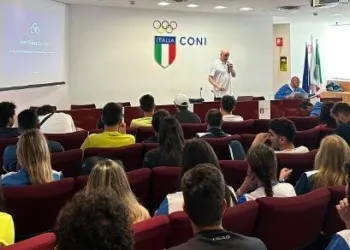Fabrizio Serafini in conferenza