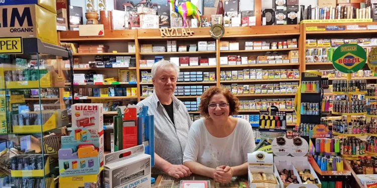 Eros Monticelli e consorte