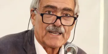 Marcello Flores