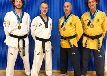 Da sinistra: Orsini Lorenzo 3° classificato cat. senior cintura nera -80kg - combattimento, Maestro Betti Roberto, Maurizio Sanchi 2° classificato cat. Master3 - poomsae e Marcello Bernardi 3° classificato cat. Master3 - poomsae