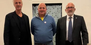 Stefano Levi al centro