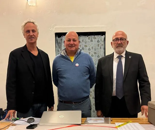 Stefano Levi al centro