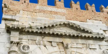 Rimini, arco di Augusto