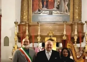 Il sindaco Filippo Sica con Gian Luca Pasolini e Monica Micheli