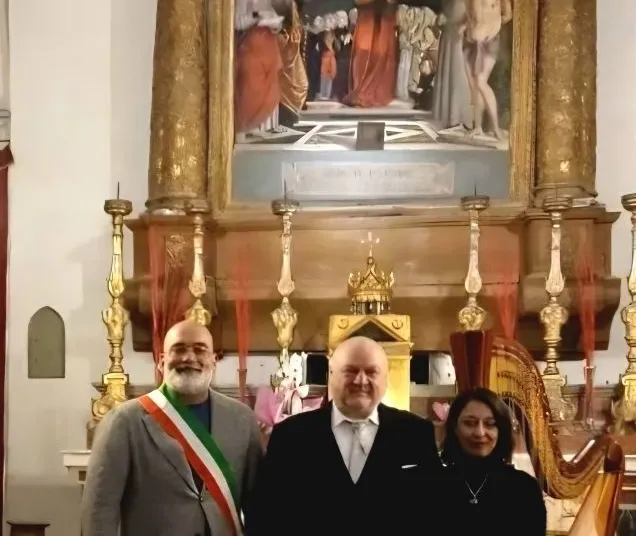 Il sindaco Filippo Sica con Gian Luca Pasolini e Monica Micheli (Foto Bruno Fabbri)