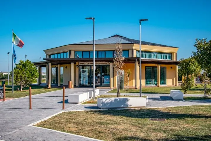 San Clemente, teatro Villa