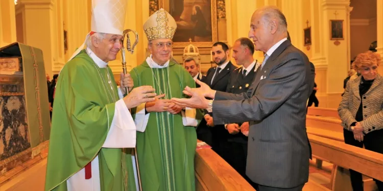 Il cardinale Menichelli, l’arcivescovo Coccia e Giorgio Girelli ad una commemorazione di De Gasperi