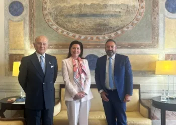 L’ambasciatore Giorgio Girelli (RSM), l’ambasciatrice  Elif Çomoğlu Ülgen ed il Segretario di Stato Luca Beccari