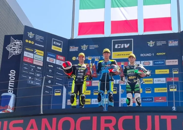 Emiliano Ercolani sul terzo gradino