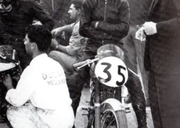 1963. Elio Imola su Ducati 125