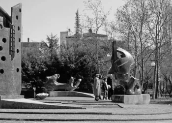 Rimini, parco Cervi, Monumento alla Resistenza di Elio Morri, 1973