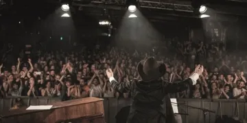 Velvet, Vinicio Capossela