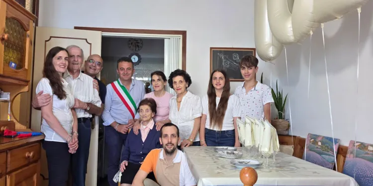 Con tutta la famiglia ed il sindaco di Misano Adriatico Fabrizio Piccioni