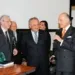 Franco Moschini e Giorgio Girelli pemiano Luigi Moretti in Campidoglio