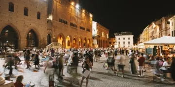 Rimini, piazza Cavour