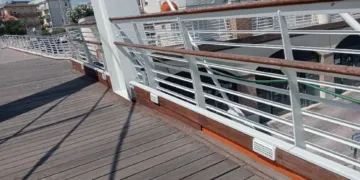 Pontile, la doga svitata appena dopo il lavoro