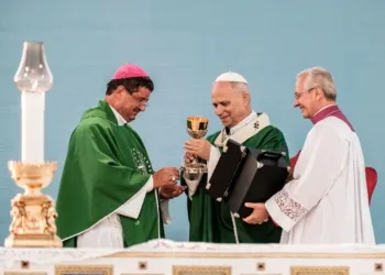 Papa Leone XIV col vescovo Nicolò Anselmi